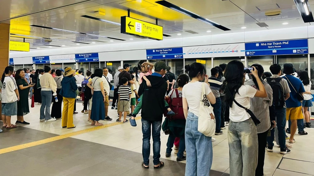 Chi tiết chương trình miễn phí vé
